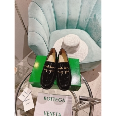 Bottega Veneta flat shoes